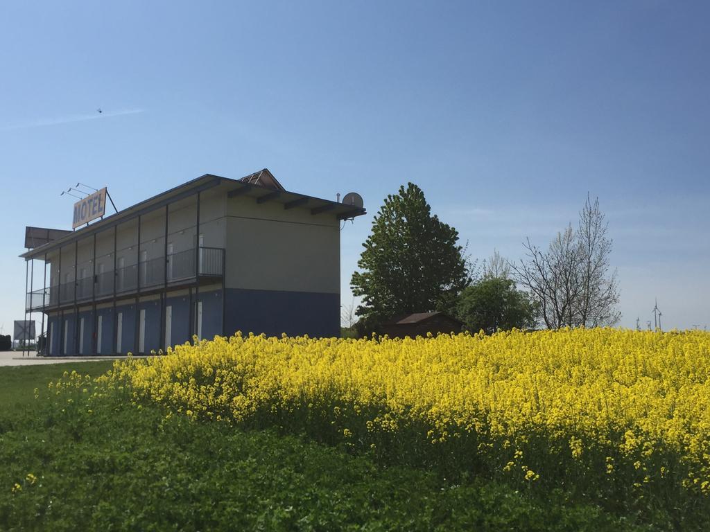 Tour-Motel Wilfersdorf  Exterior foto